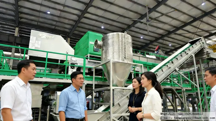 Dây chuyền rửa mảnh chai nhựa tùy chỉnh – Sản lượng tùy chỉnh, Tự động 95%, Rửa sạch 99.8%, Xuất mảnh nhựa sạch theo yêu cầu công nghiệp